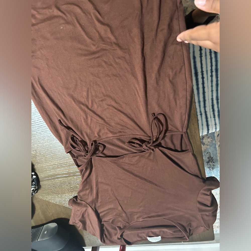 Brown dress
